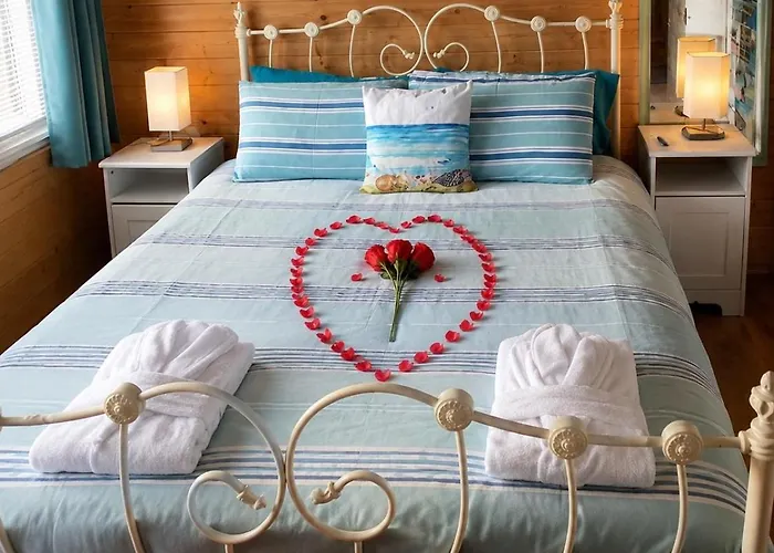 Sherpai Lodge With Heated Outdoor Pool