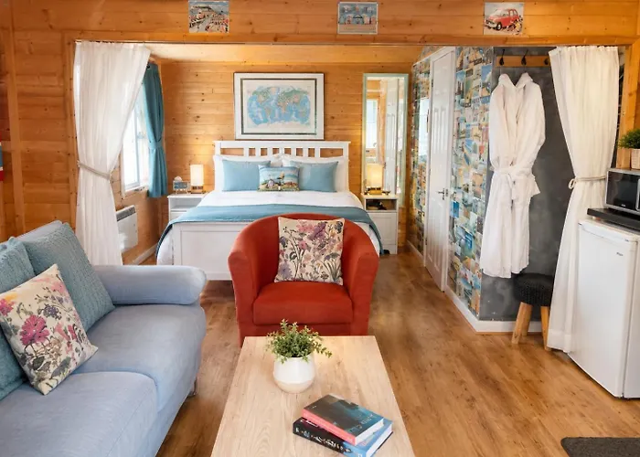 Sherpai Lodge With Heated Outdoor Pool