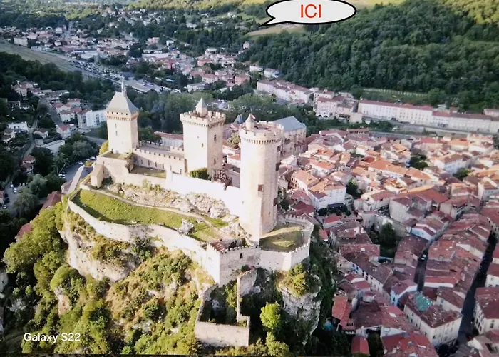 Chalet Gource Avec Vue Sur Le Chateau