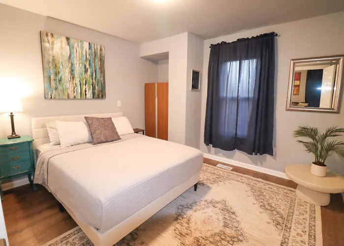 Spacious 5 Bedroom Stay In Westminster Perfect For Groups & Longer Stays