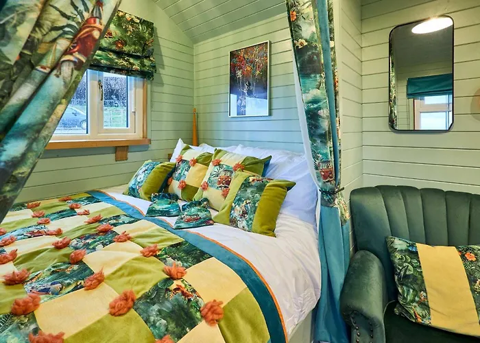 Host & Stay - Curlews Rest