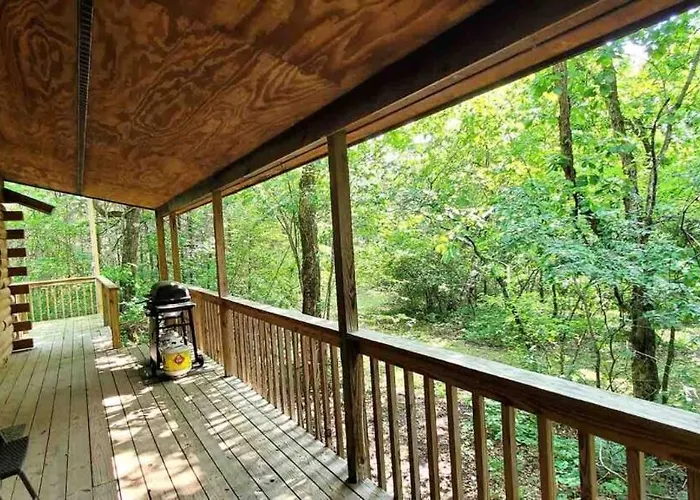 Intimate Log Cabin #2 At Wisteria