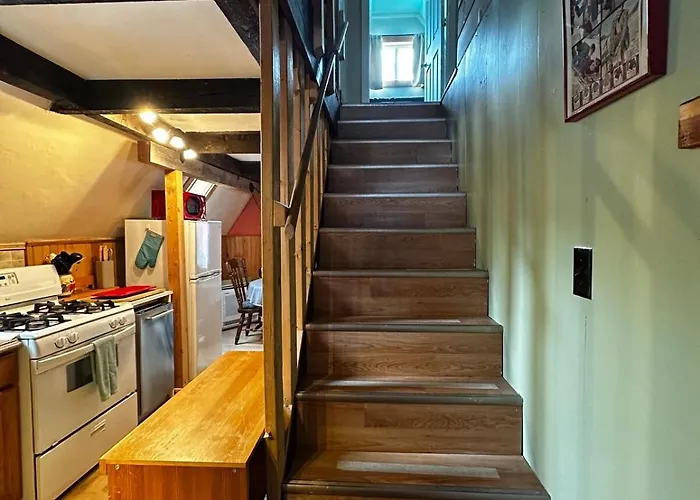 Red Sleigh Chalet - Campton