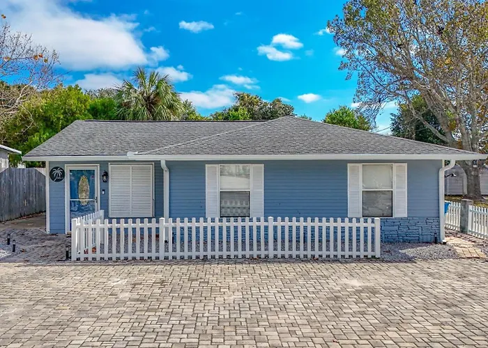 Private Bid-A-Wee Beach Family Home Sleeps 11
