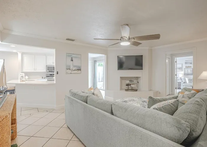 Private Bid-A-Wee Beach Family Home Sleeps 11