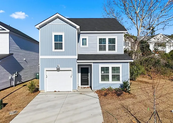 North Myrtle Beach Escape Spacious 4Br Home