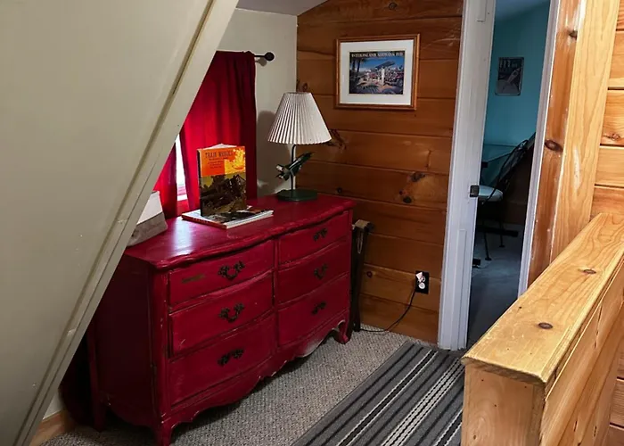 Red Sleigh Chalet - Campton