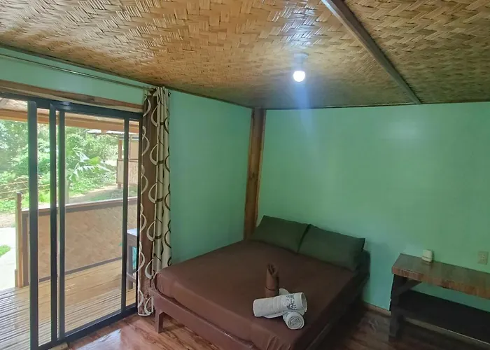 Tony'S Country Glamping Chalet With Private Bathroom
