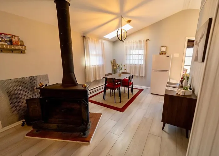 Cozy Romantic Cabin With Fire Pit Near Shenandoah Np
