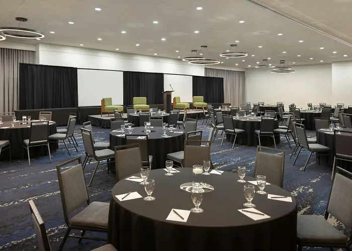 Kid friendly hotel Courtyard By Marriott Across Universal Orlando