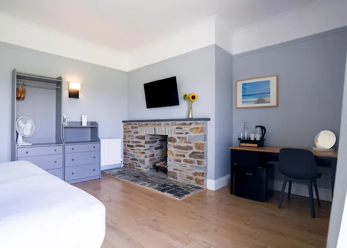 Bowood Park Hotel