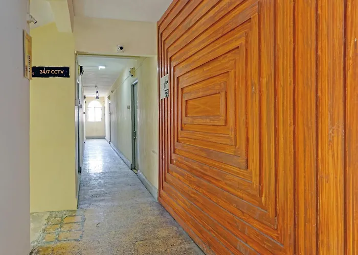 Сity center hotels Spot On Prakash Residency, Near Hanuman Gym Ajmera Colony, Pimpri