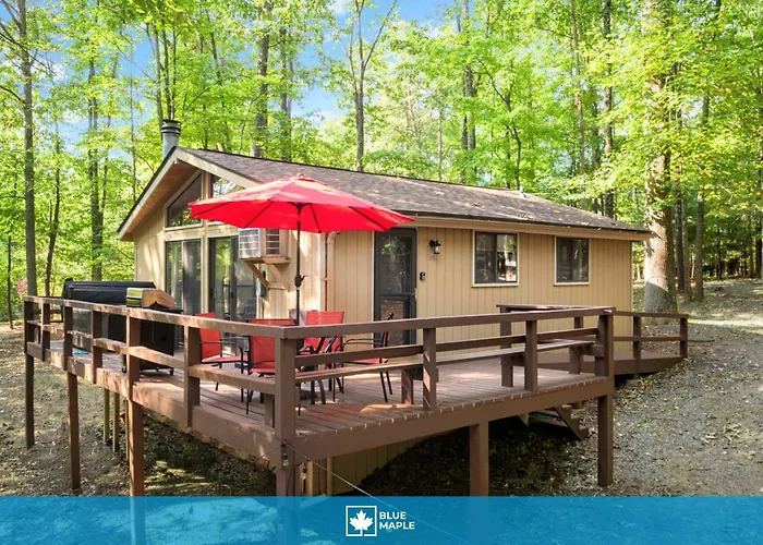 Hot Tub Fire Pit Deck Grill W Resort Amenities