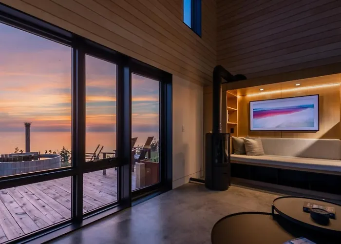 Birch - Luxury Oceanview Cottage With Hot Tub & Private Beach Access Near Cabot Trail