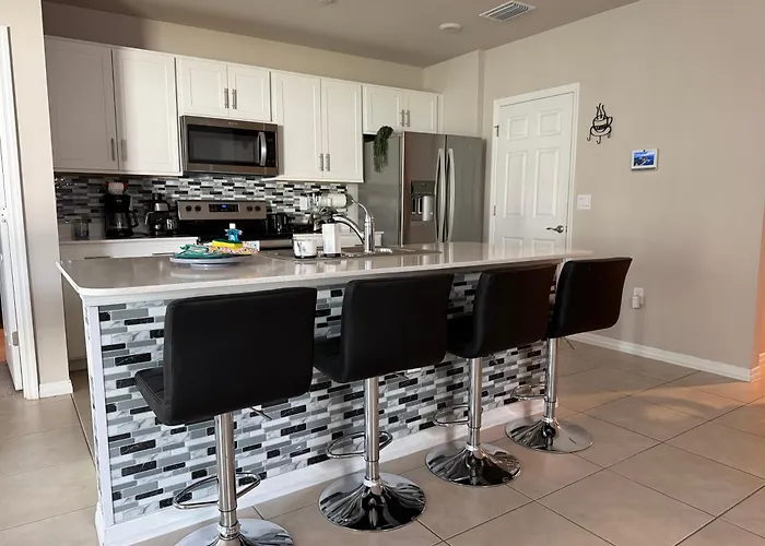 Great Location And Amenities