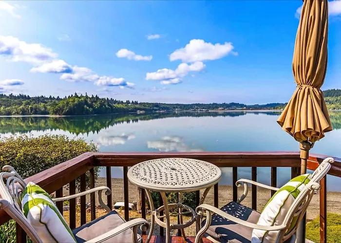 Beautifully Remodeled Beach Front A-Frame