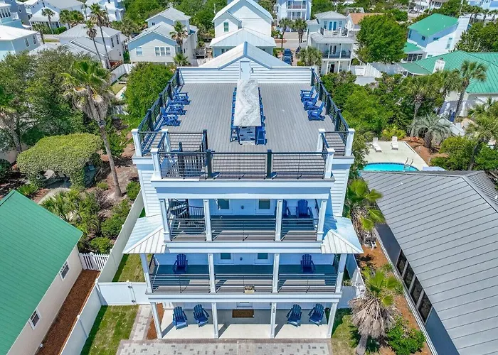 Skyline Rooftop Deck! Golf Cart Rental Available!