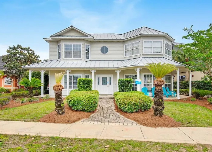 Blast At The Beach - Golf Cart Available To Rent! Pet Friendly!