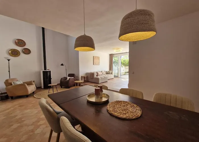 La Licorne, Semi Detached Chalet By Theka Services