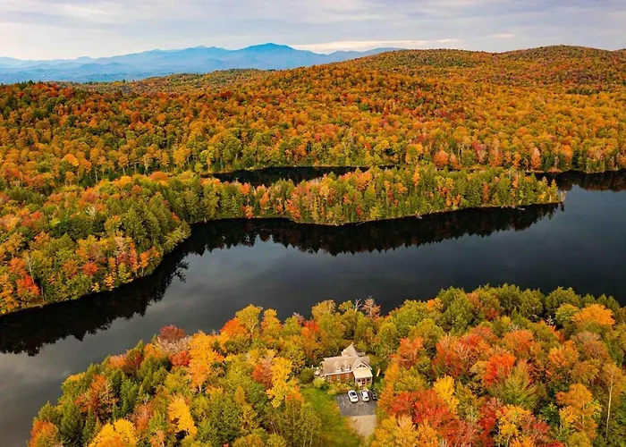 Secluded 3-Bedroom Log Home That Borders Vt State Park