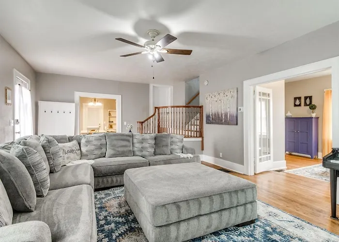4Br For Rent In Edmond Near Uco Plus Hot Tub