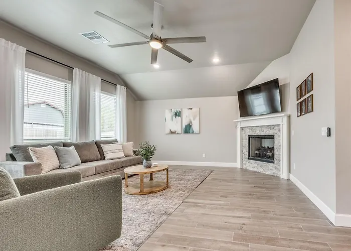 The Ladera Lane Retreat