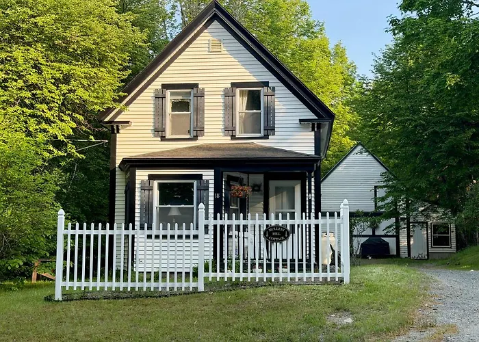 Mullein Hill Cottage Escape Crowds To Mdis Quiet, Historic Birthplace