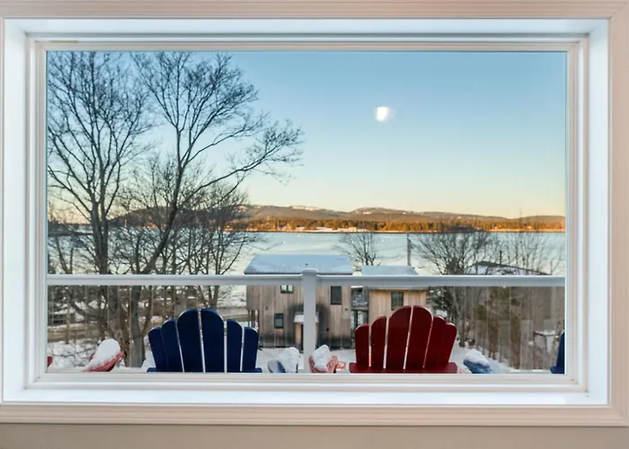 Phoenix Aerie Birds-Eye Harbor Views, Maritime Loft, Harbor Watch Sunrise Deck