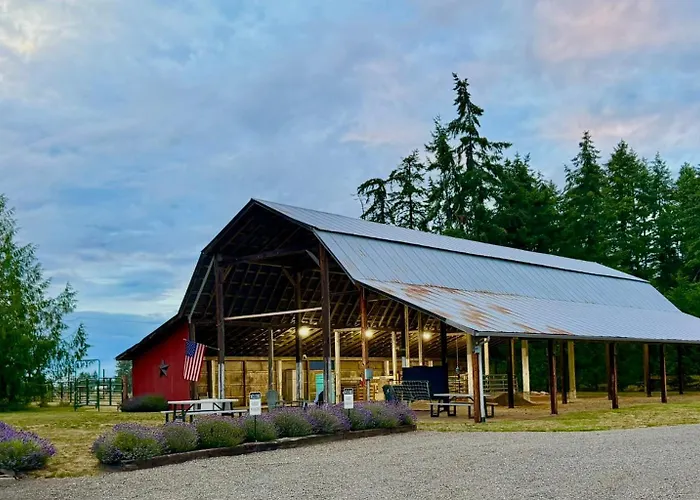 Elklandia A Premier Luxury Estate For Gatherings