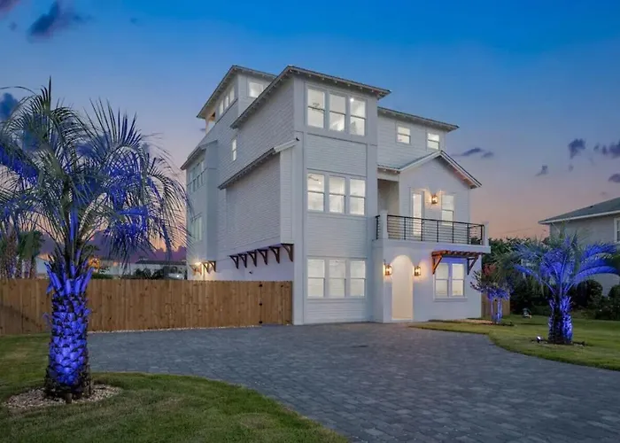 Bellagio Luxury Home! Golf Cart Rental Available!