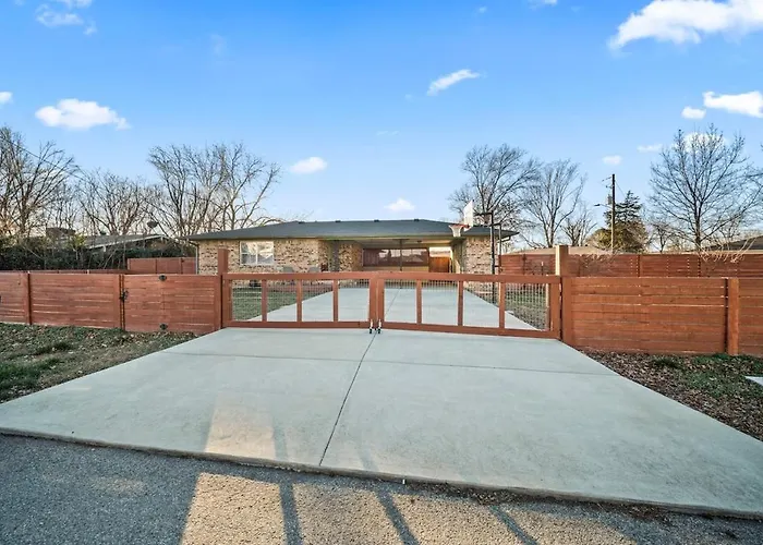 Work & Ride 3Br Downtown Edge Bentonville