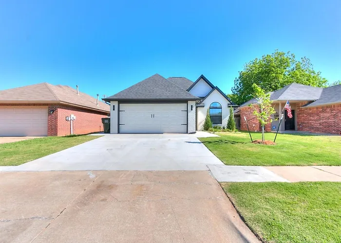 Peaceful Edmond Retreat Near Downtown & Uco