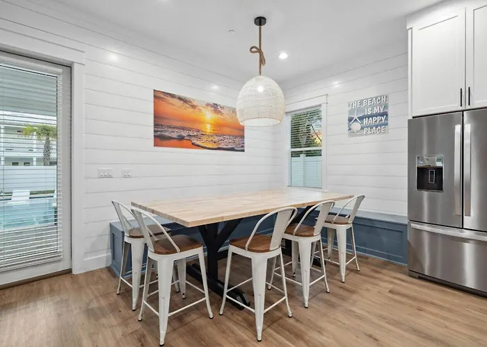 Skyline Rooftop Deck! Golf Cart Rental Available!