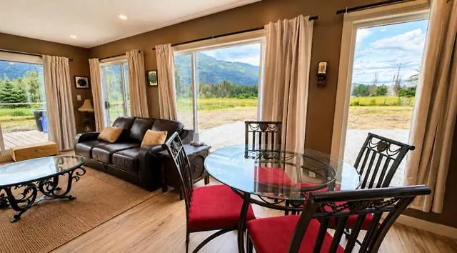 Scenic Cosy Loft Cottage Pet Freindly Sleeps 6