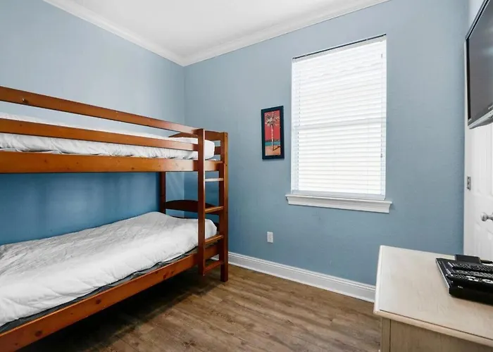 Day Dreamer- Pet Friendly