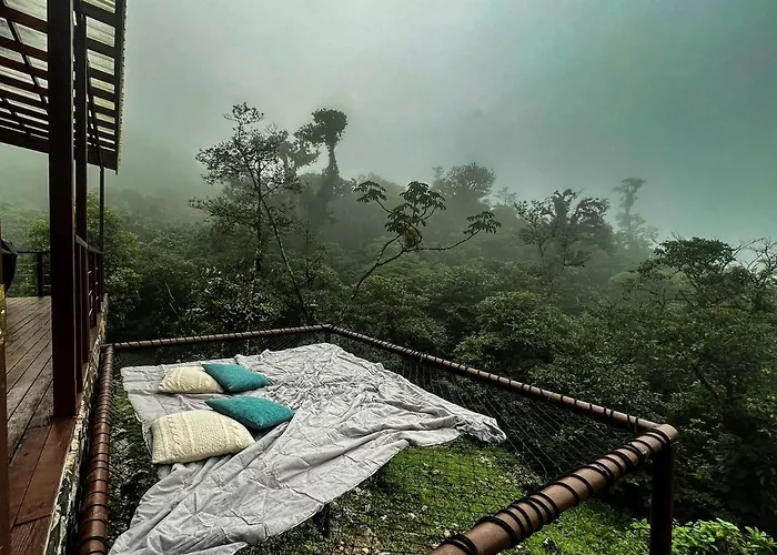 Cloud Forest Cabin In Altos Del Maria