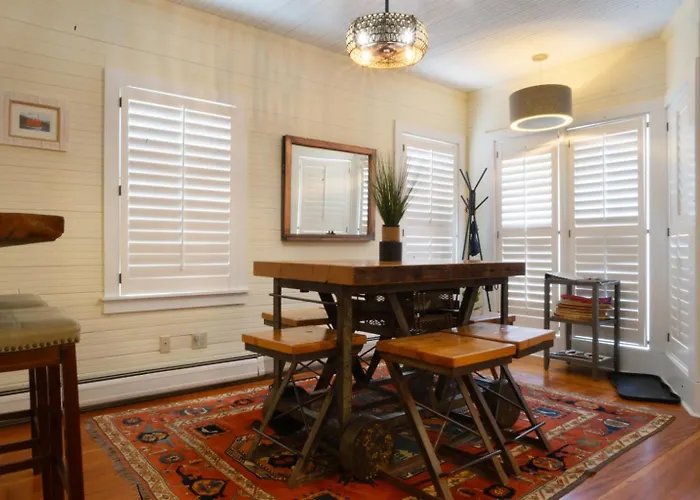 Quietside Quarterdeck Dual King Wings, Bunk Room, Fire Patio & Pet-Friendly