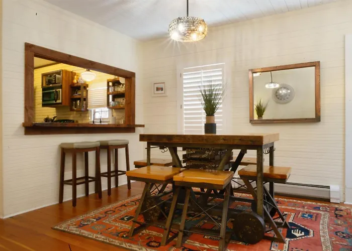 Quietside Quarterdeck Dual King Wings, Bunk Room, Fire Patio & Pet-Friendly