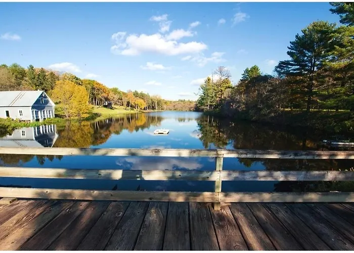 Gorgeous A-Frame With Panoramic Views, Nestled Atop White Oak Ridge, Wisconsin