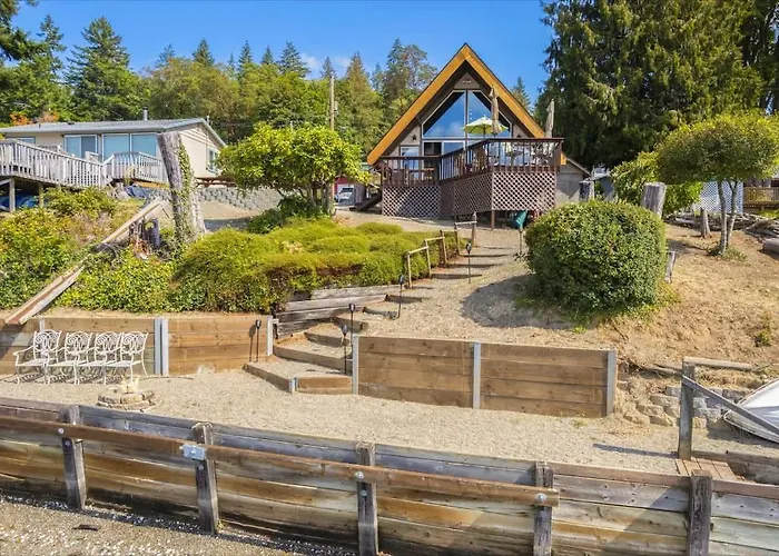 Beautifully Remodeled Beach Front A-Frame