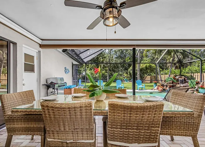 Naples 4Br Kayak Access, Heated Pool, Bbq, Lg Yard