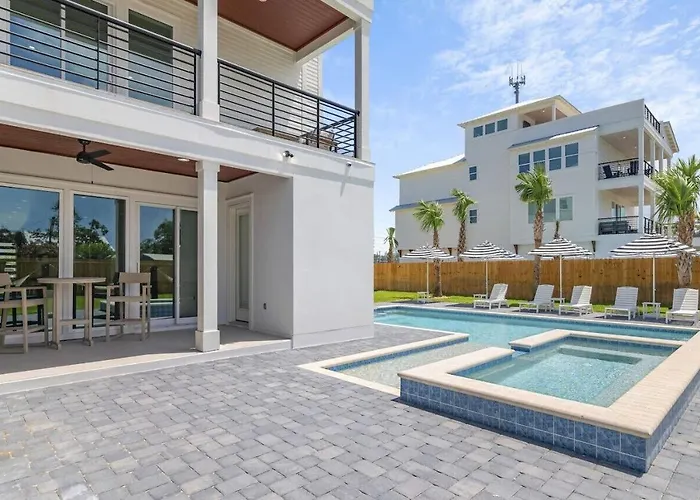 Bellagio Luxury Home! Golf Cart Rental Available!