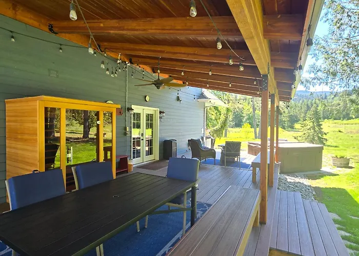 Elklandia A Premier Luxury Estate For Gatherings