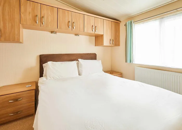 Host & Stay - Pine View
