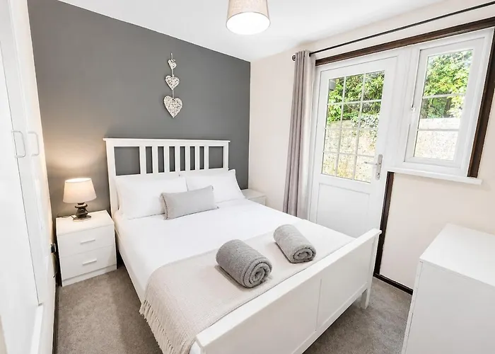 Tudor Style Bungalow Near St Ives