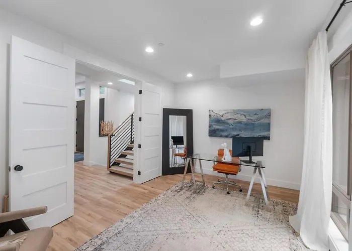 Luxury Mountain Getaway Near Crystal & Rainier