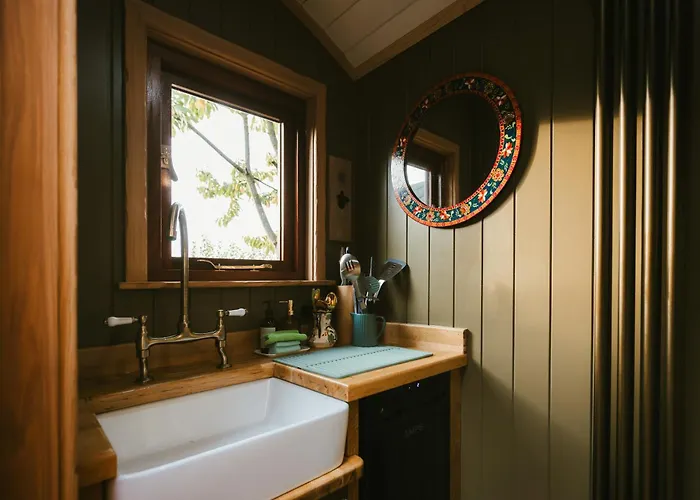 Sycamore And Stars Off Grid Retreat