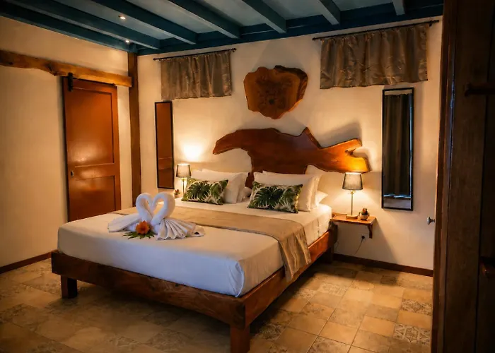 Uupa Bird Cottage Cinema & Jacuzzi