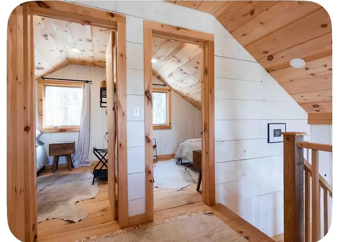 Summit View Cottage