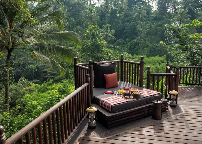 Capella , Bali